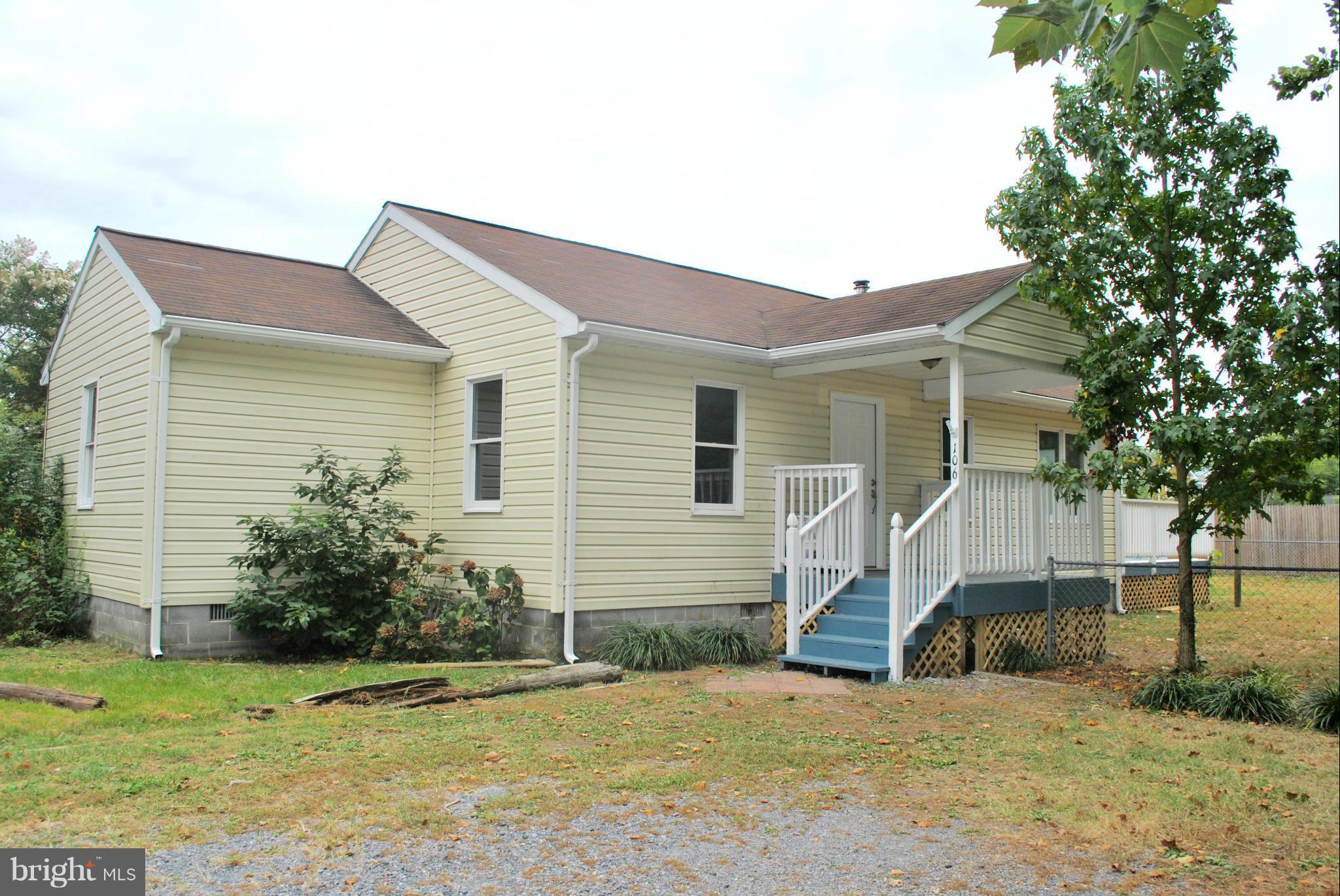 106 LEE ST