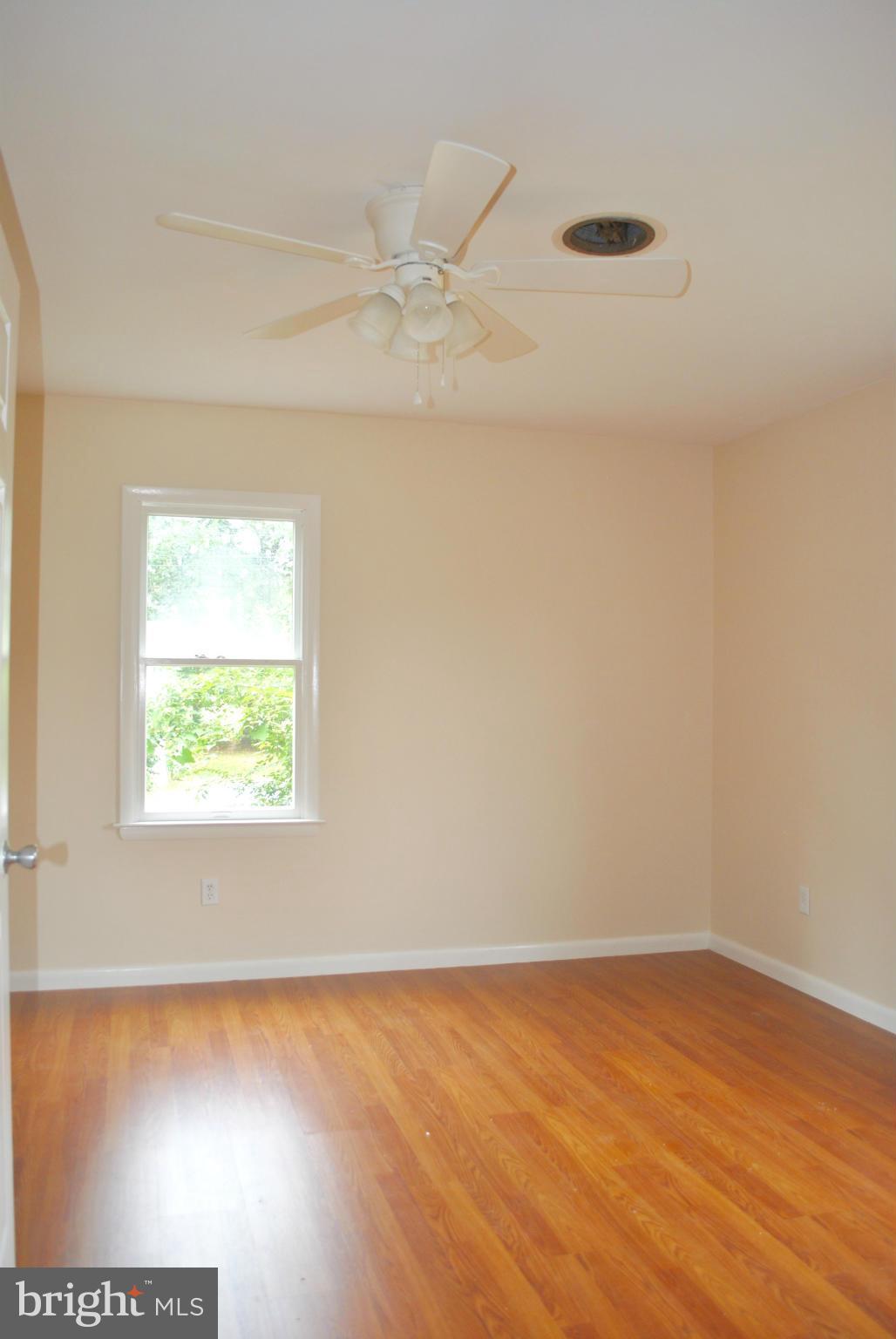106 LEE ST