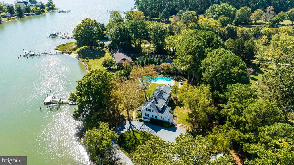 27303 Baileys Neck Rd