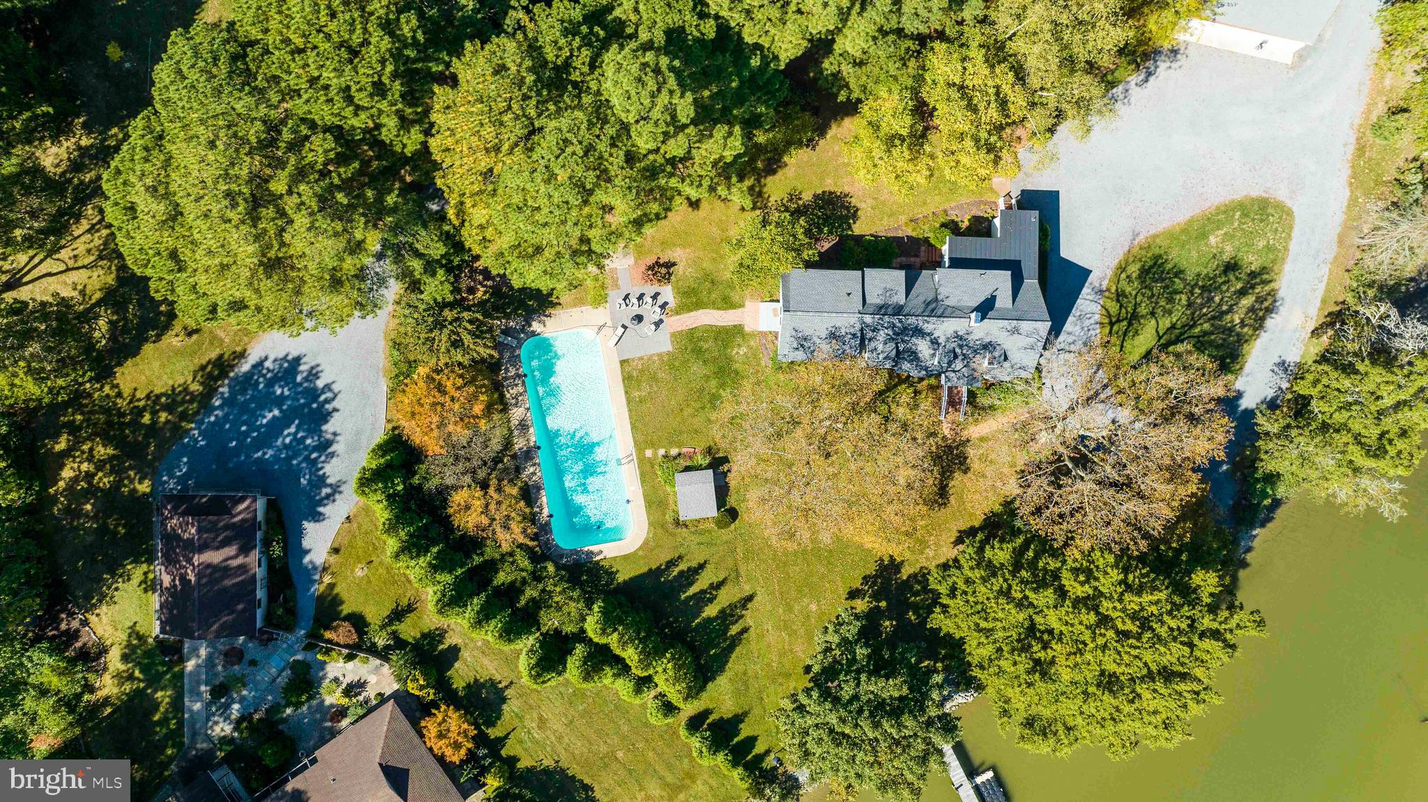 27303 Baileys Neck Rd
