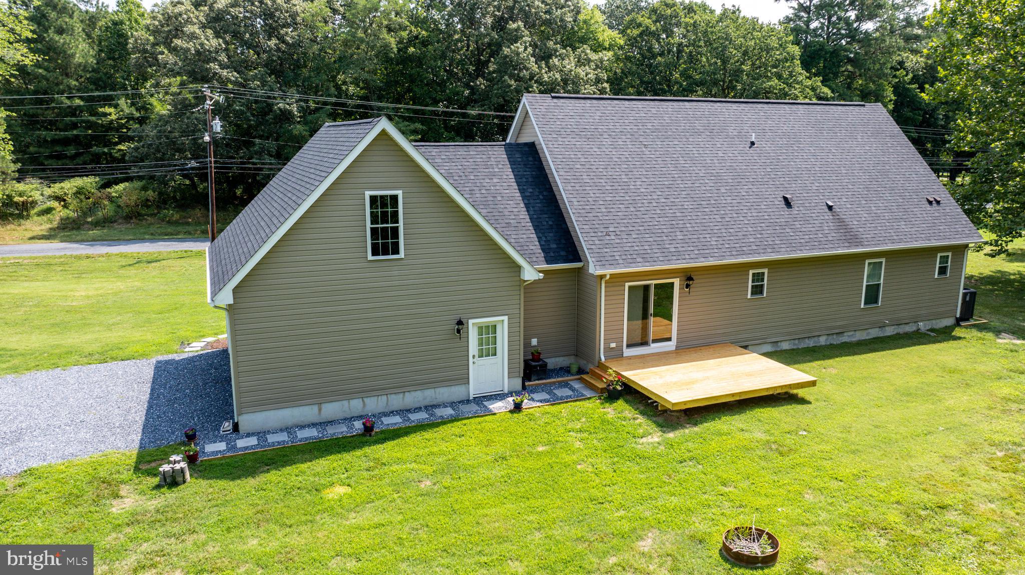 6998 Hopkins Neck Rd