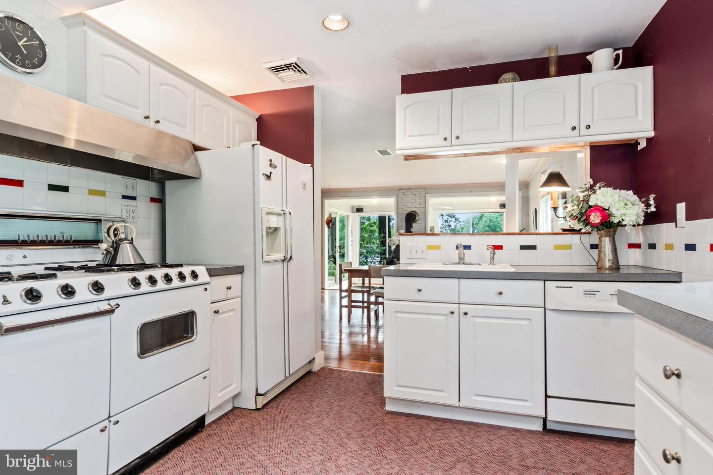 27232 Hayward Trl
