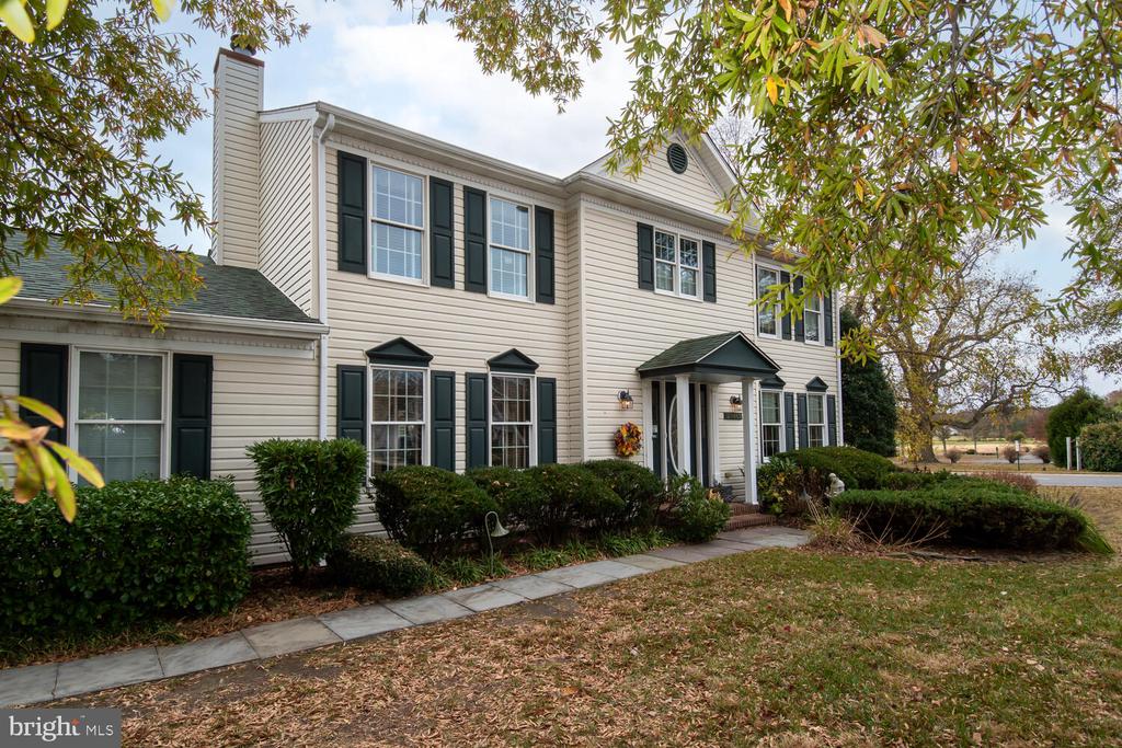 28461 Waterview Dr