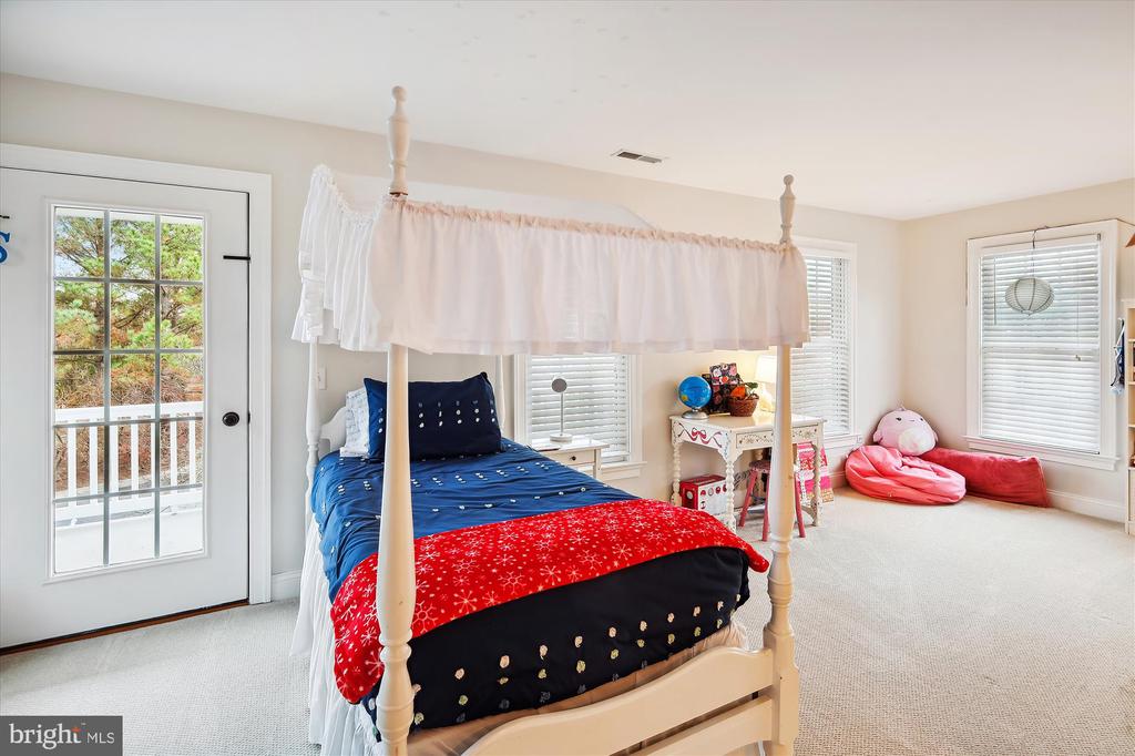 7118 Wheeler Park Cir