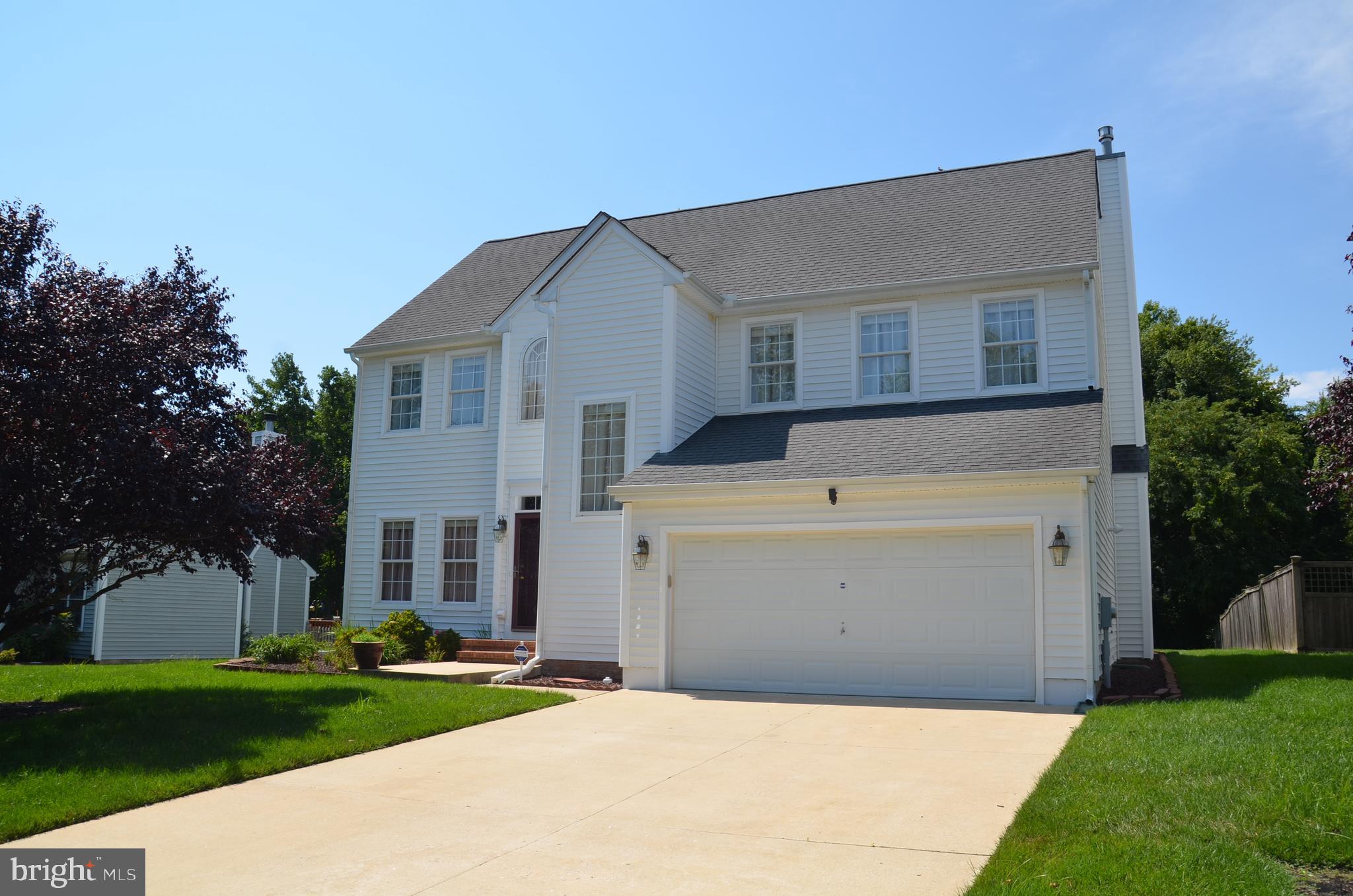 8678 MULBERRY DR