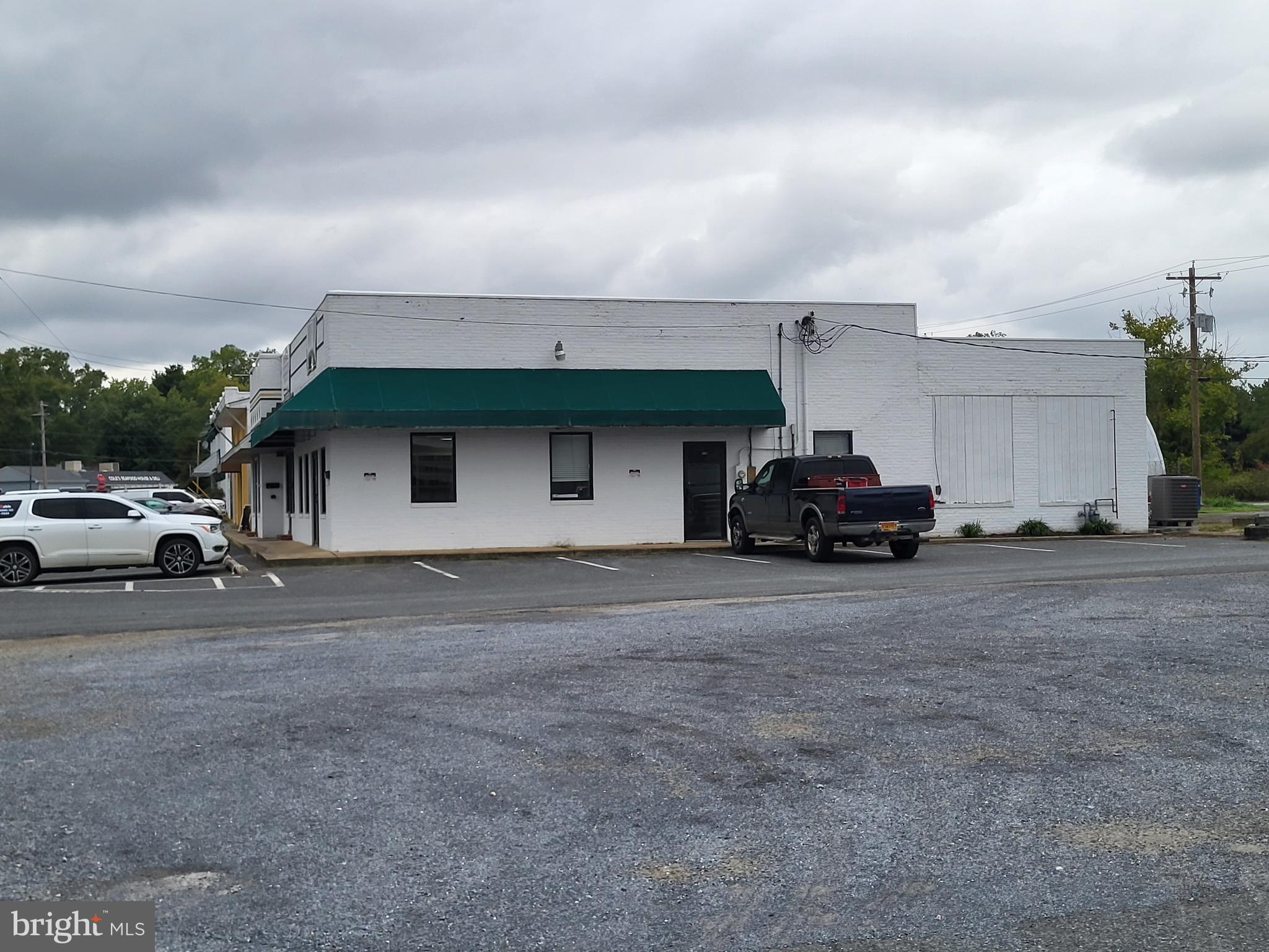 342-Unit A N Aurora St N #A, B And C