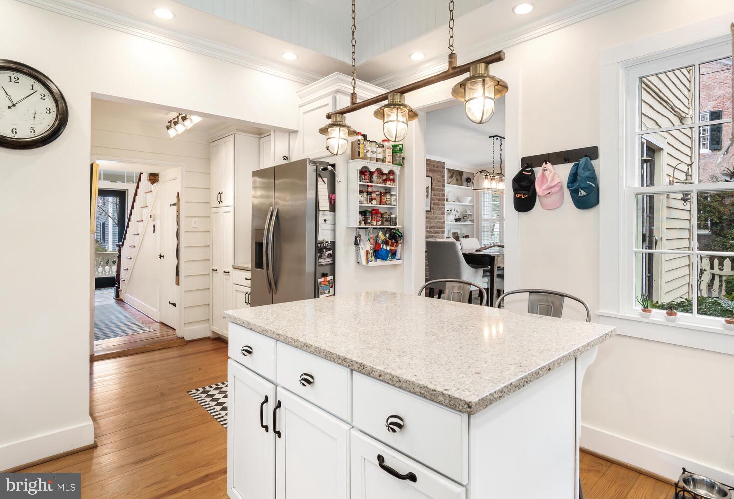104 Mulberry St