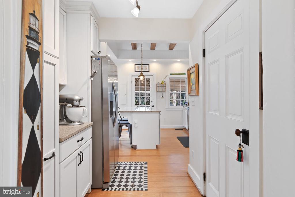 104 Mulberry St