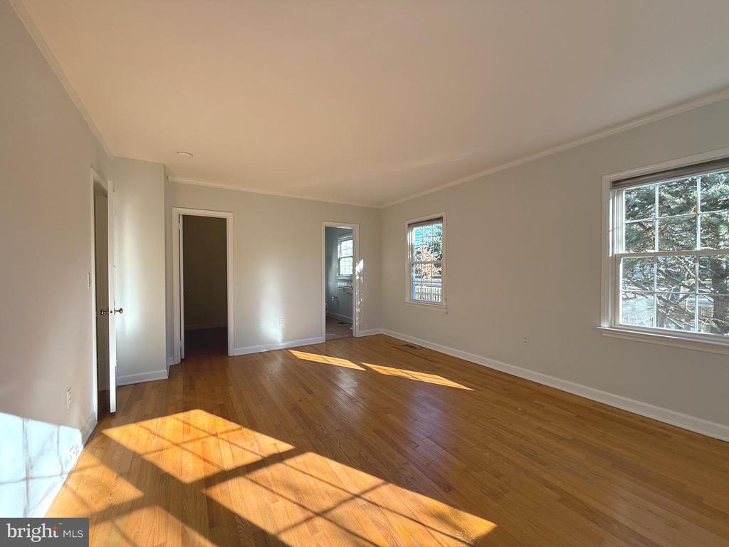 314 LINDEN AVE