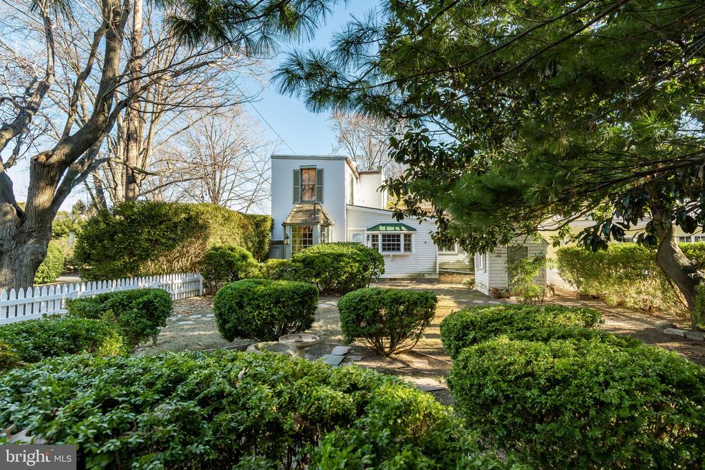 200 Tred Avon Ave
