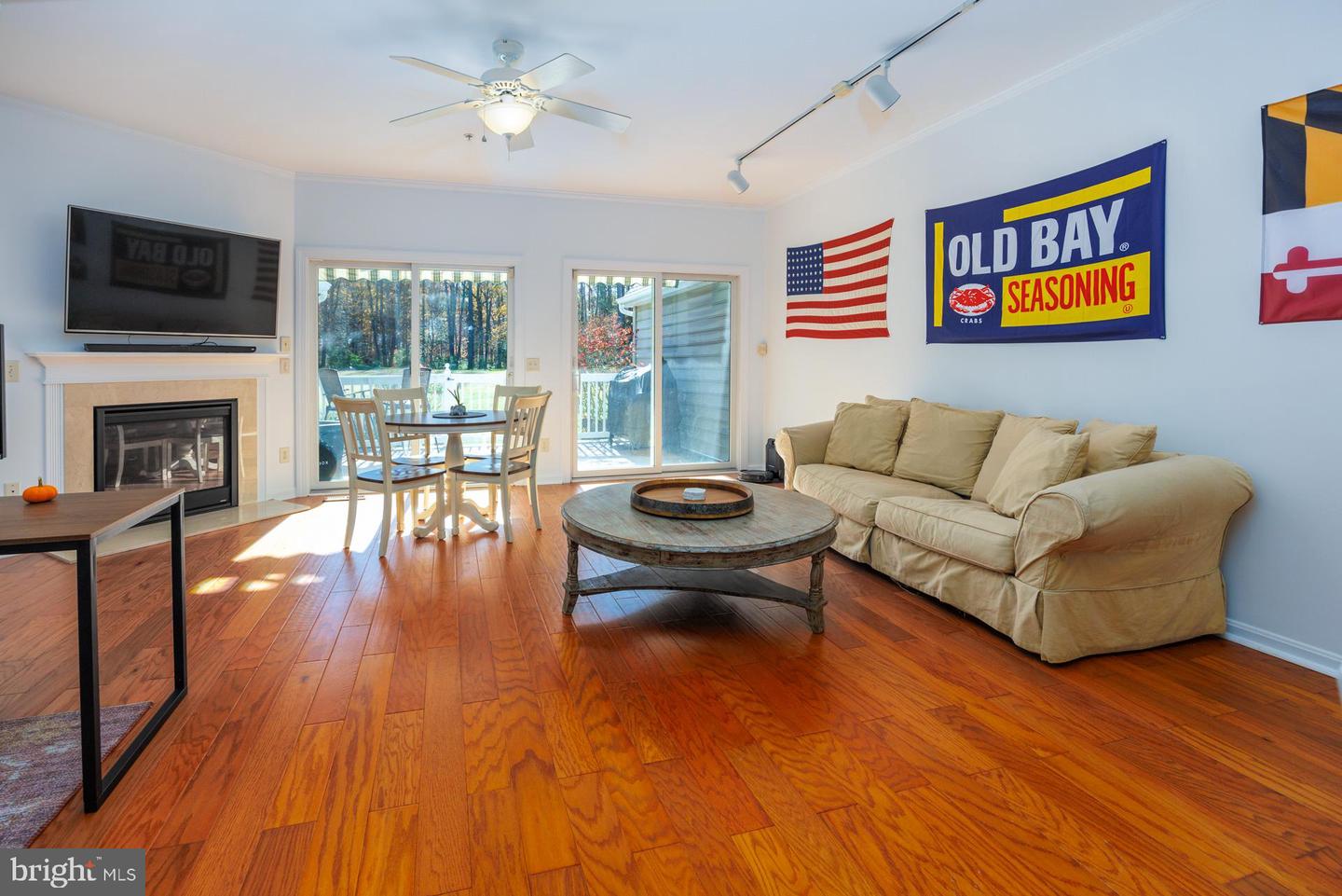7410 TOUR DR