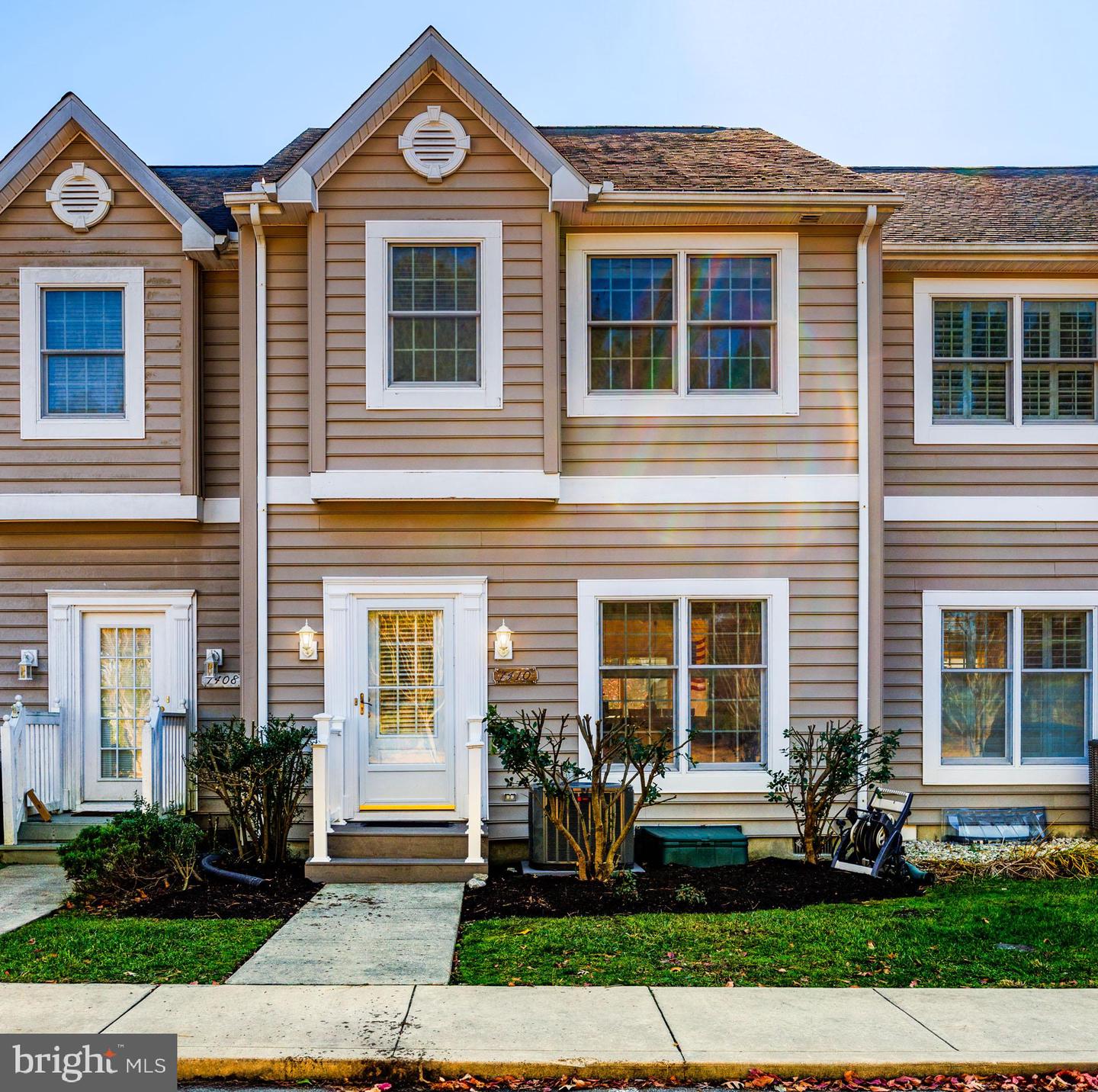 7410 TOUR DR