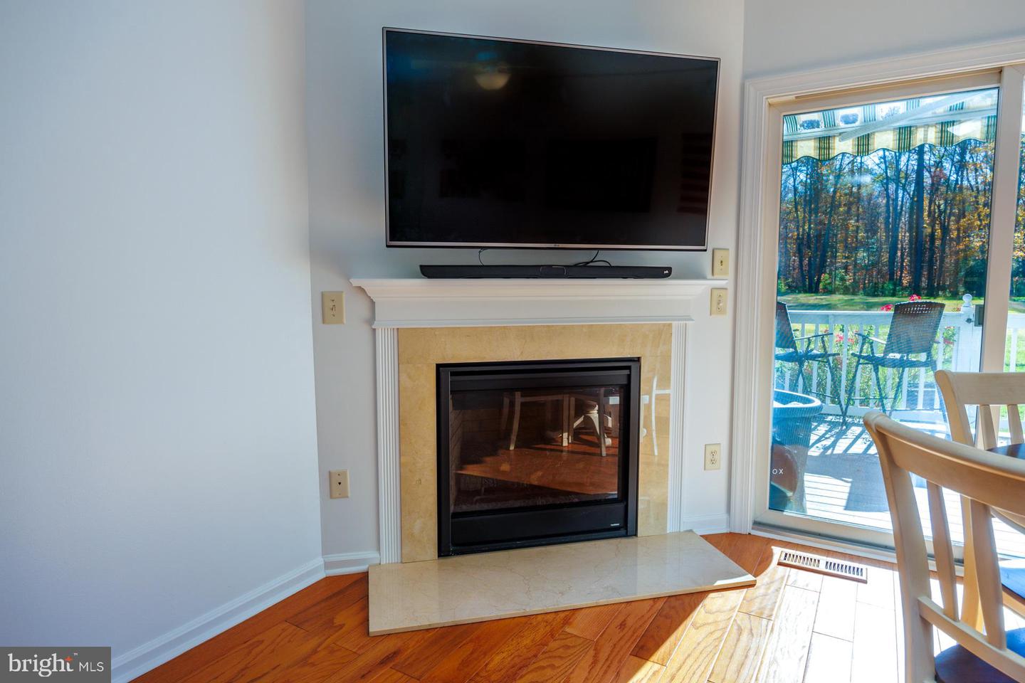7410 TOUR DR