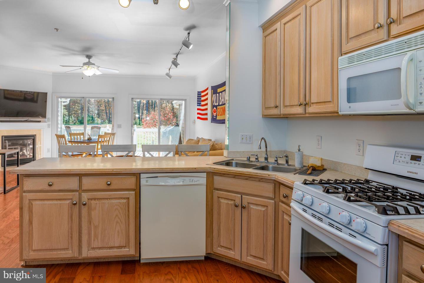 7410 TOUR DR