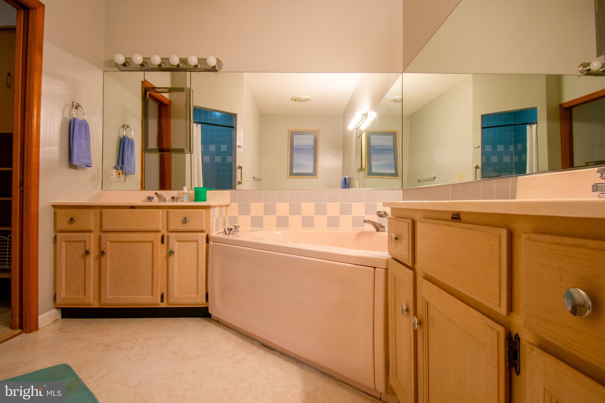 9171 Deepwater Point