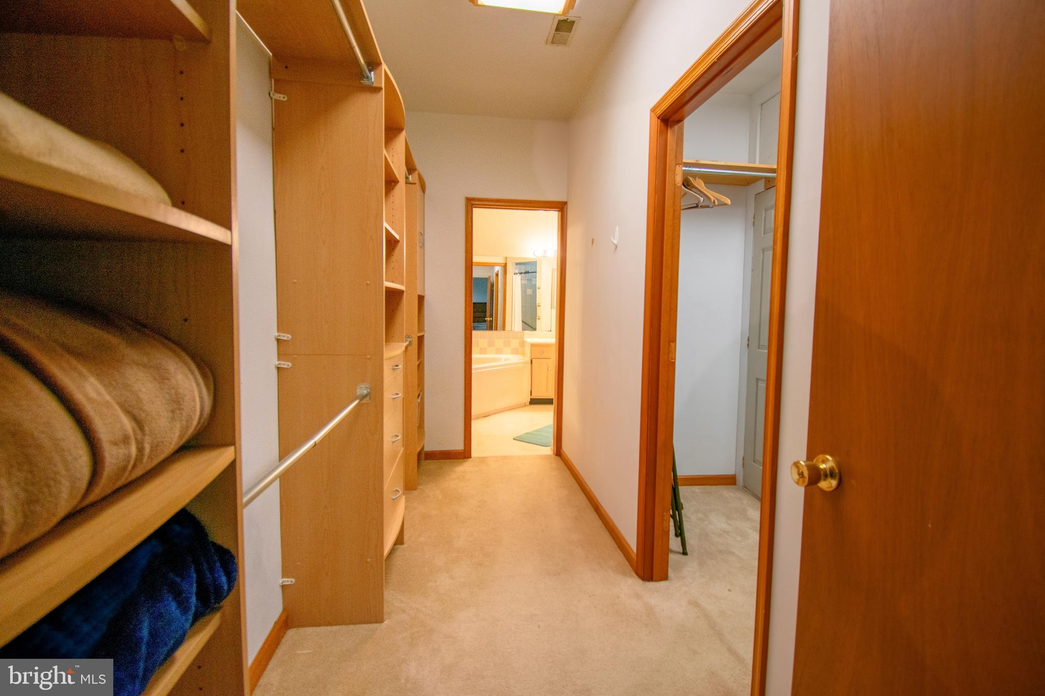 9171 Deepwater Point