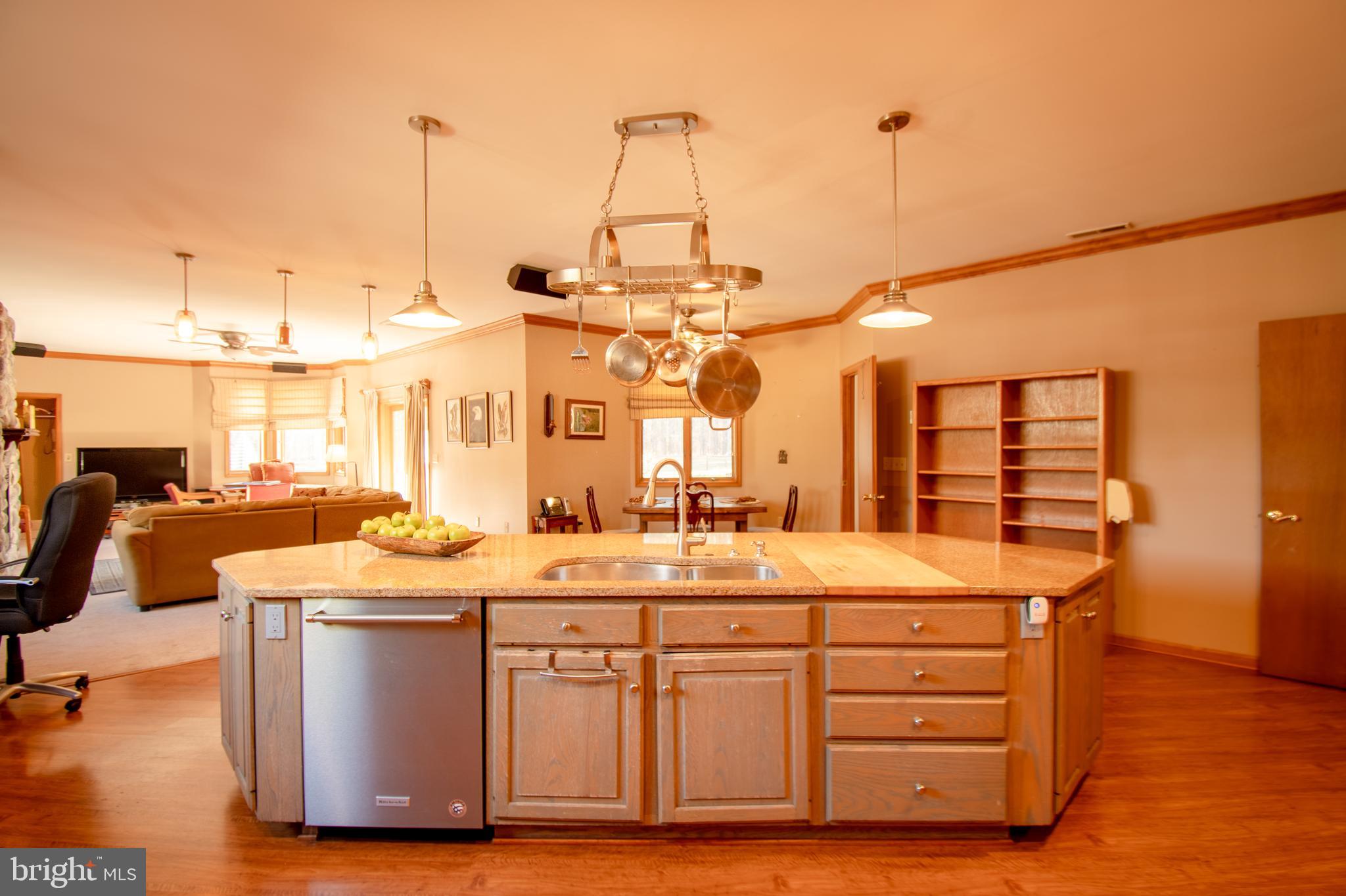 9171 Deepwater Point