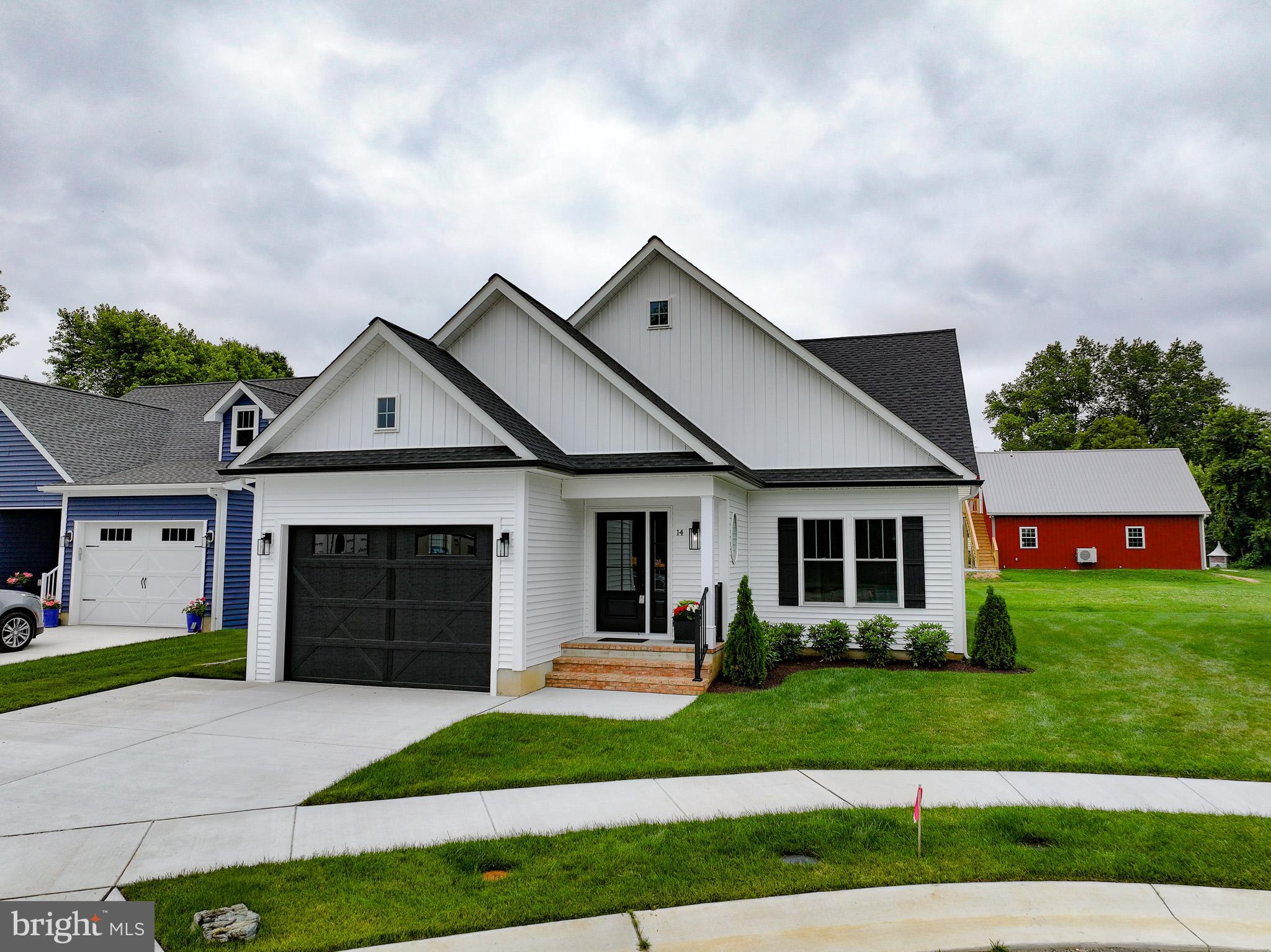 14 Sandy Ln