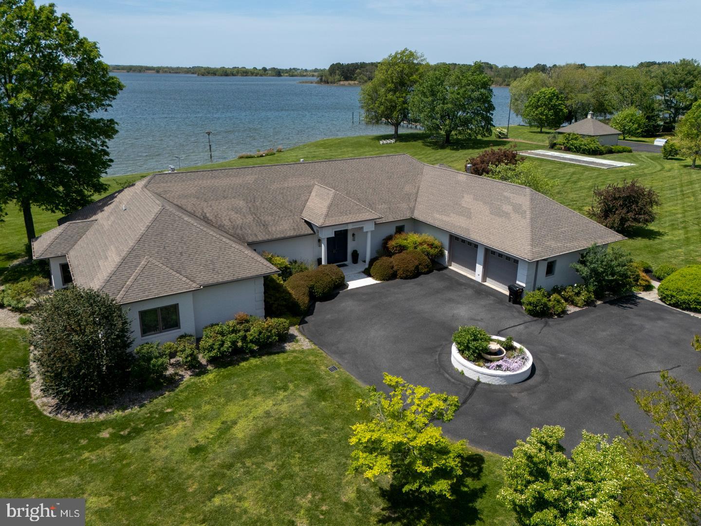 26333 Presquile Dr S