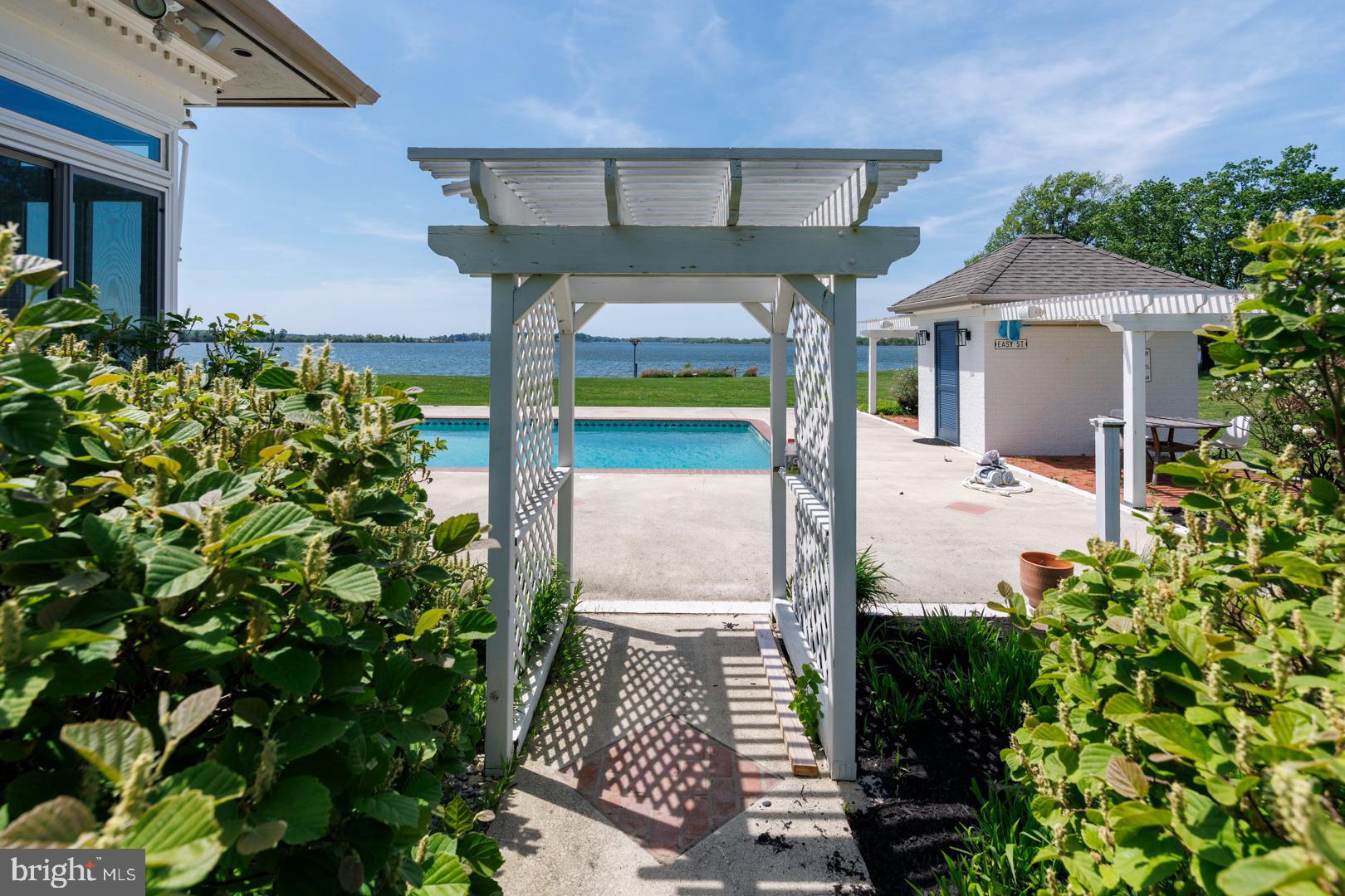 26333 Presquile Dr S