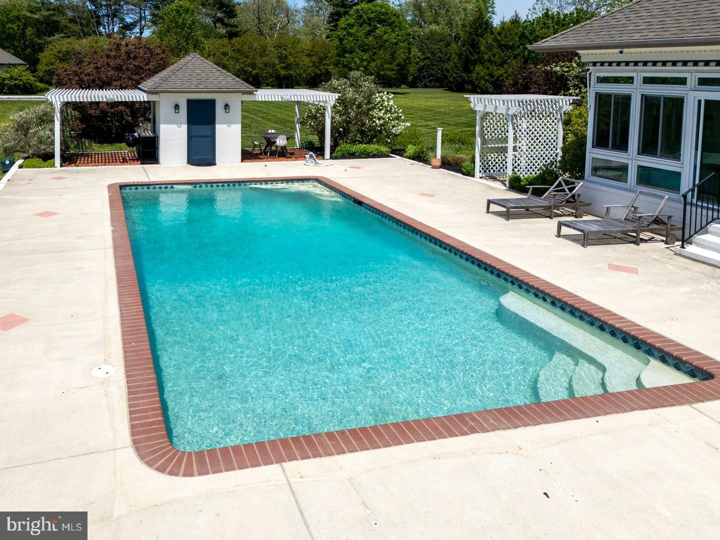 26333 Presquile Dr S