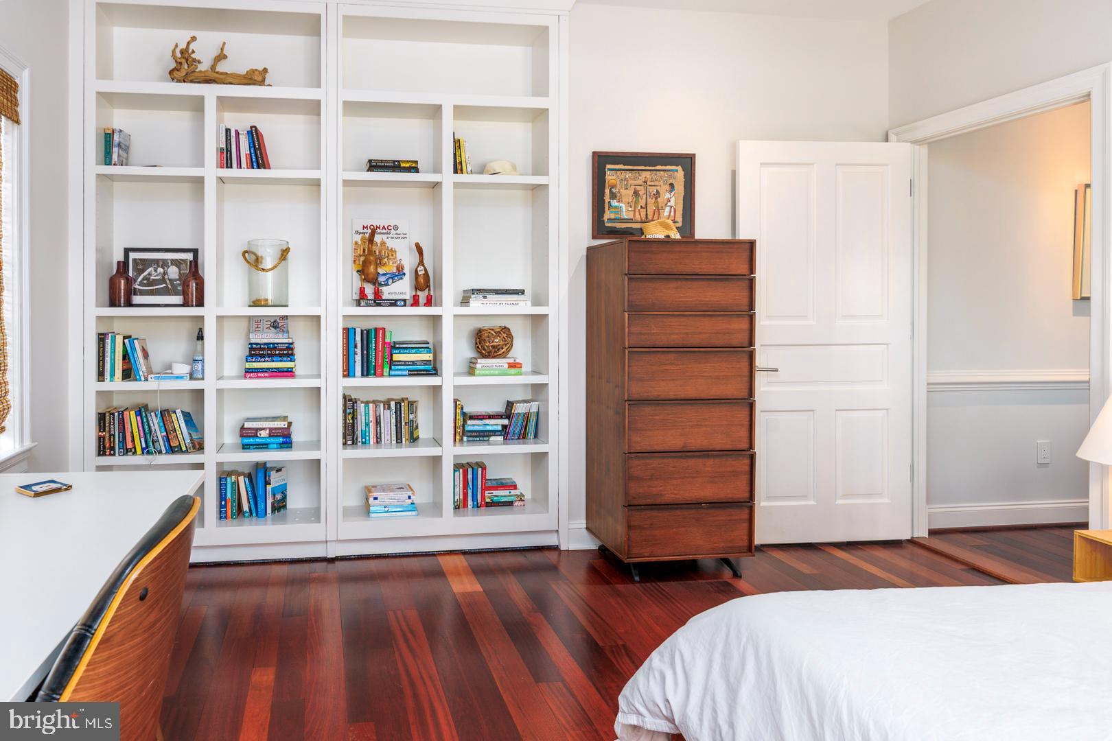 26333 Presquile Dr S