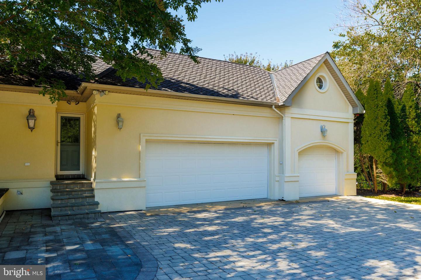 28092 Glebe Rd