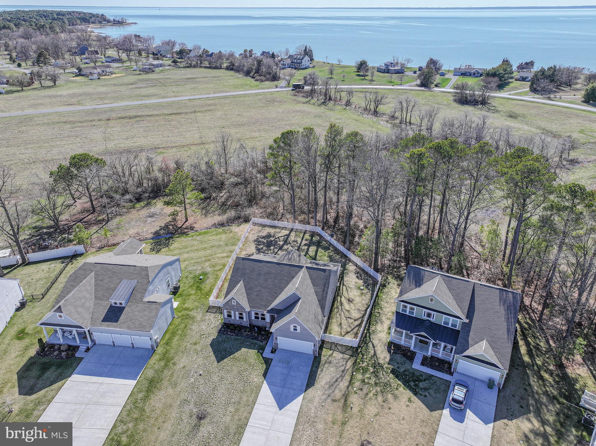 5582 Trafalgar Cir