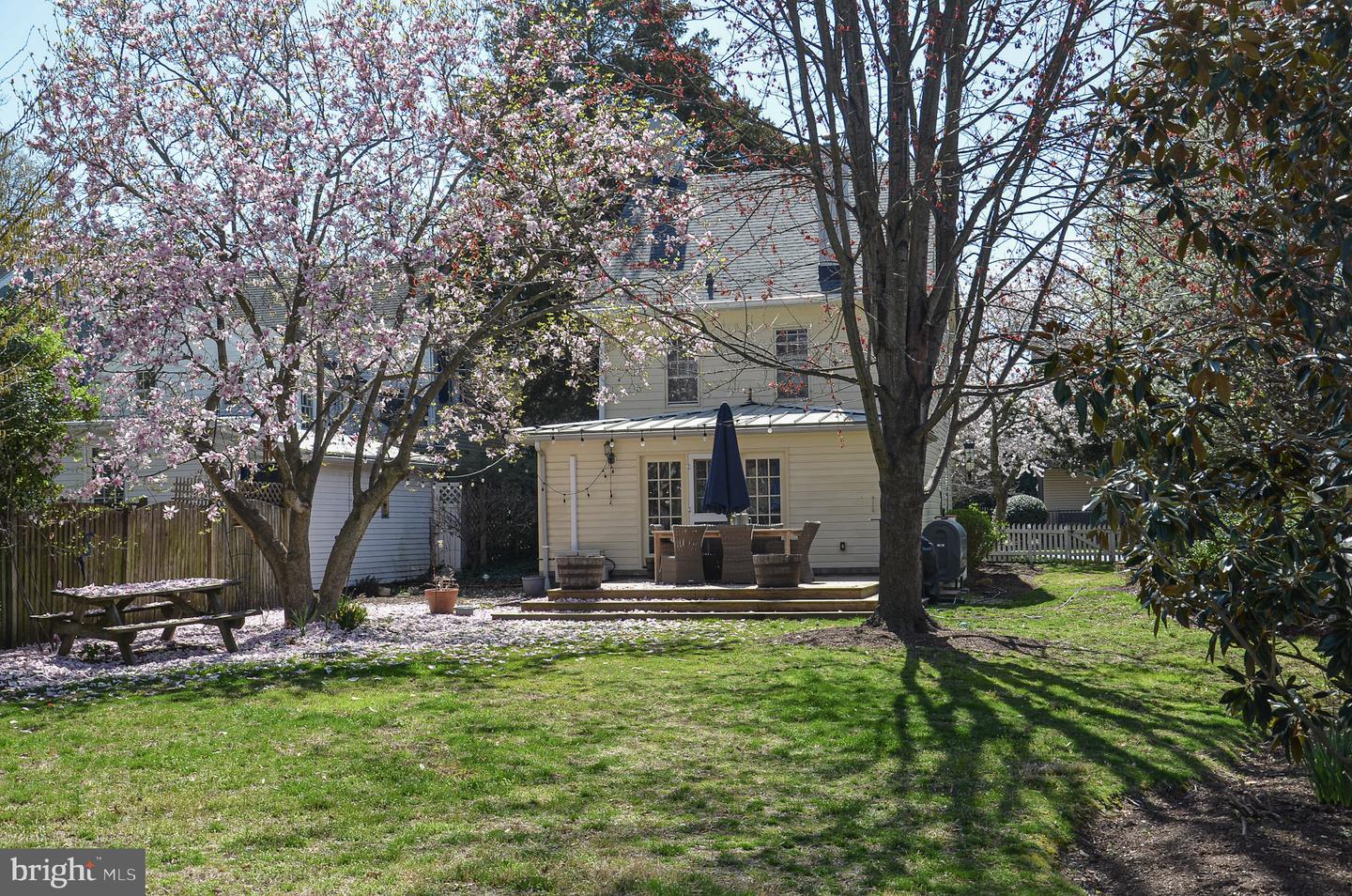 103 Mulberry St