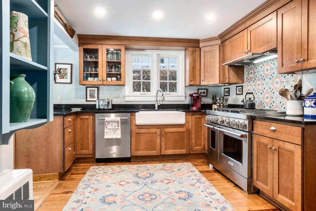 103 Mulberry St