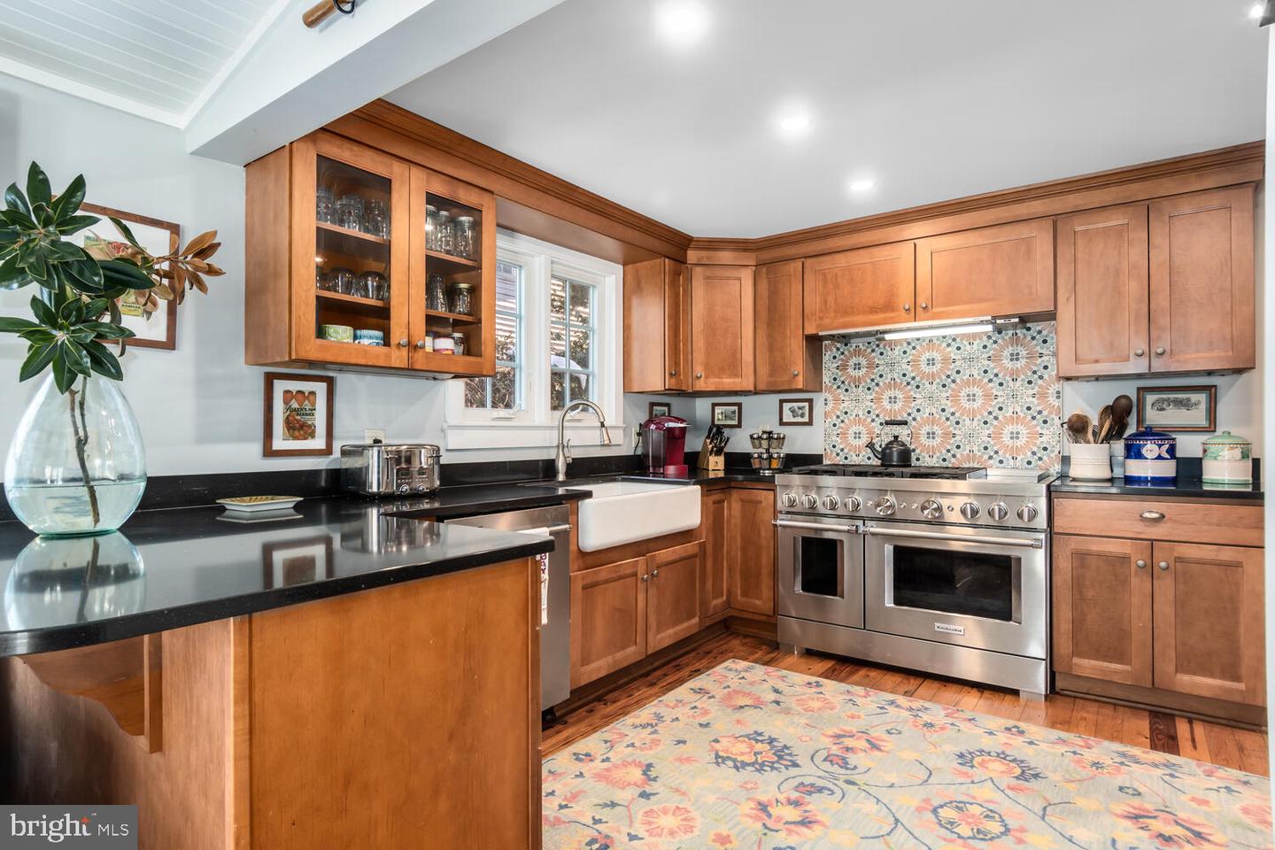 103 Mulberry St