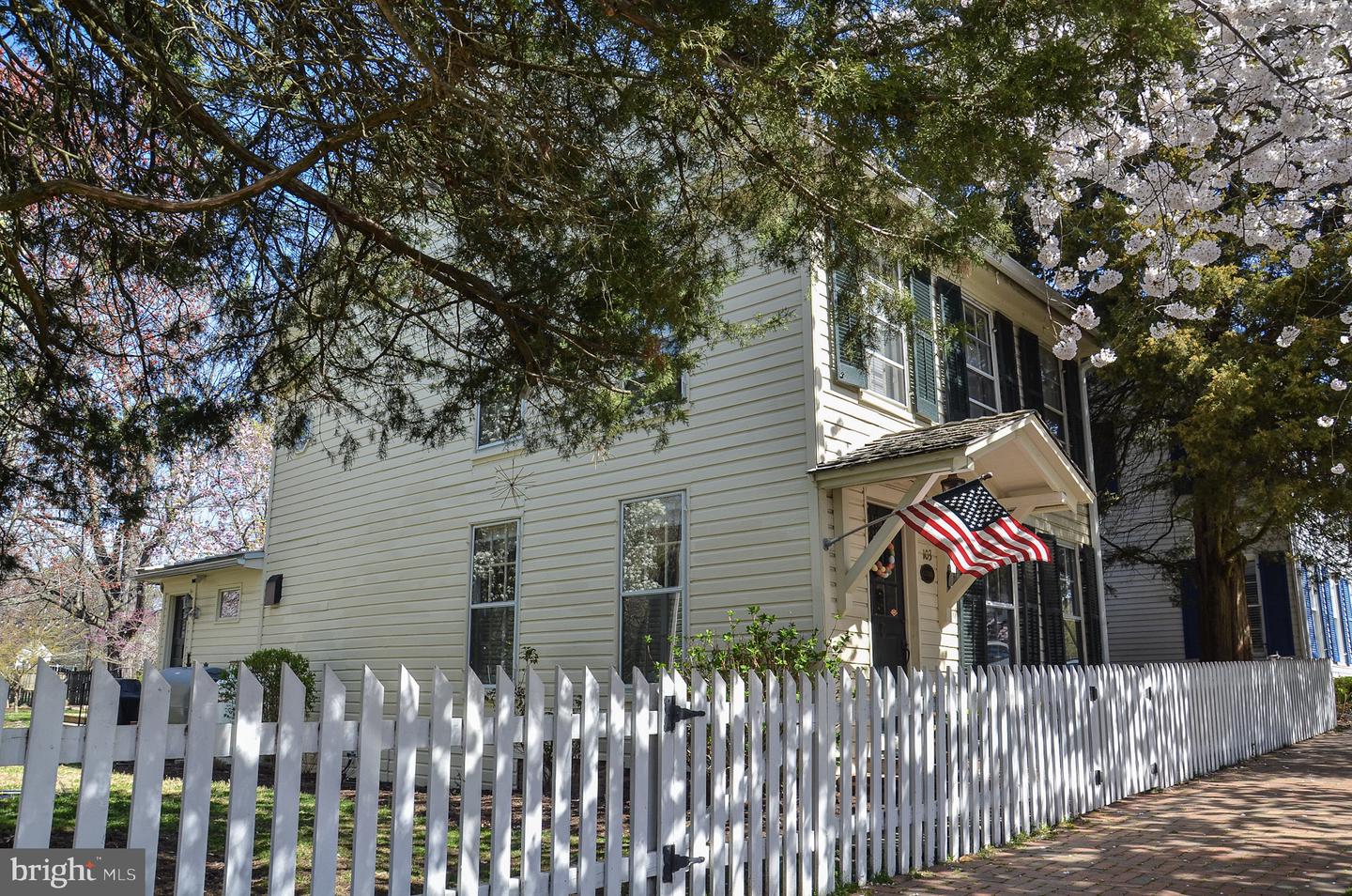 103 Mulberry St