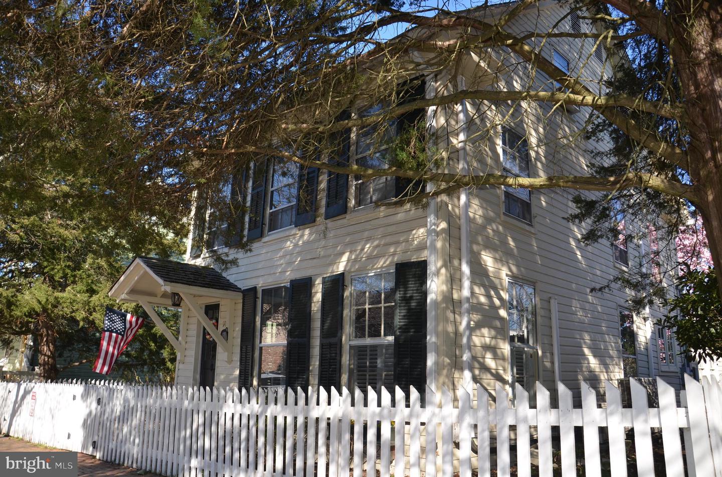 103 Mulberry St