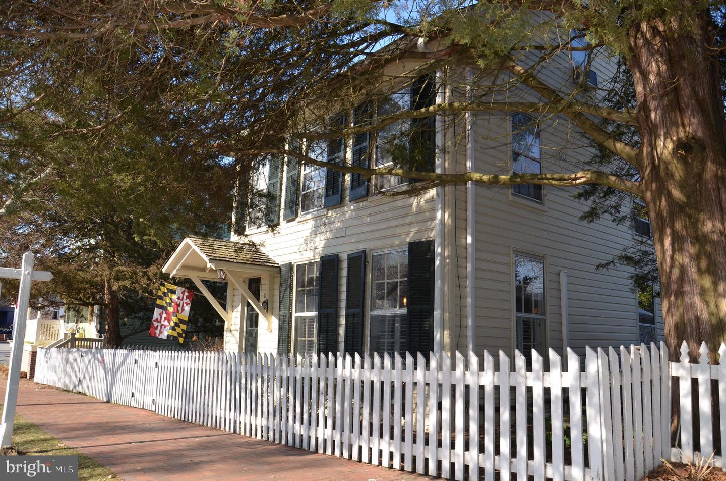 103 Mulberry St
