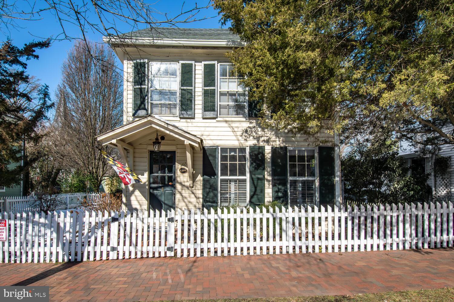 103 Mulberry St