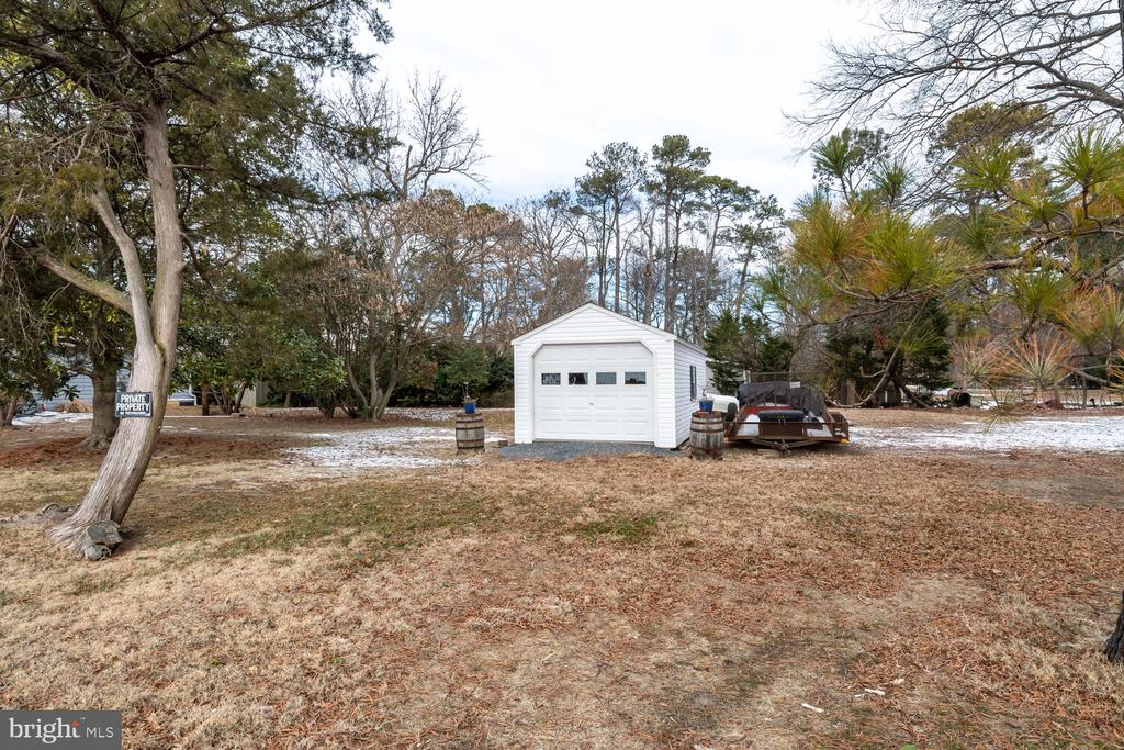 23014 Claiborne Landing Rd