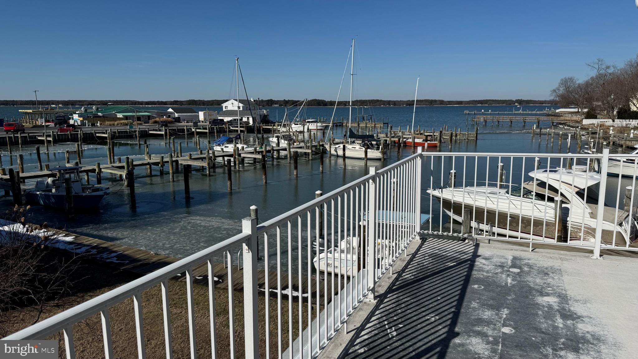 105-B ROBES HARBOR CT