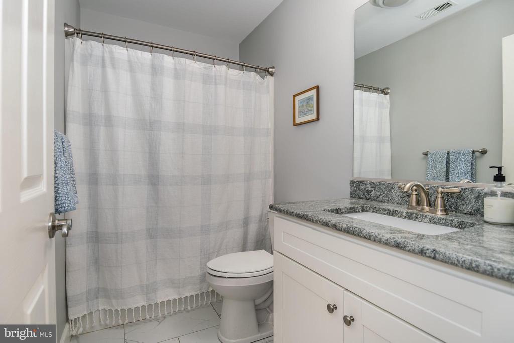 9518 Quail Hollow #702
