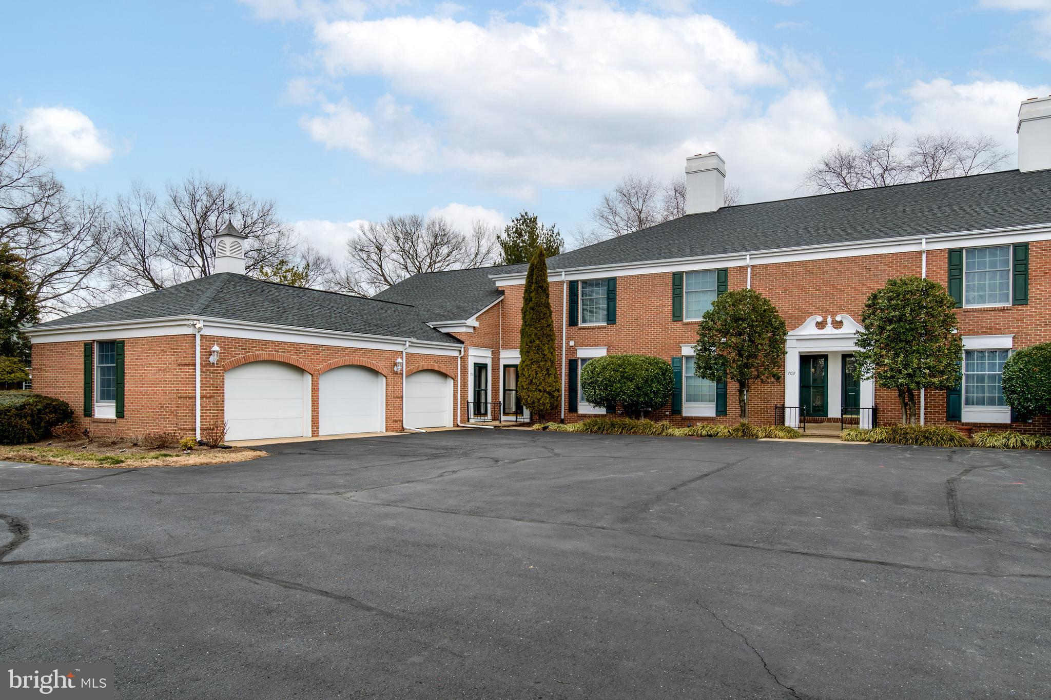 9518 Quail Hollow #702