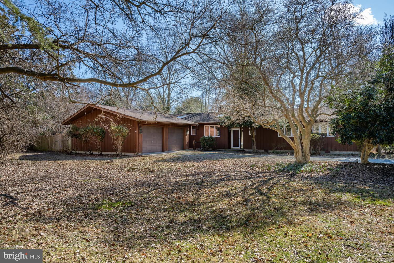 6331 Canterbury Dr