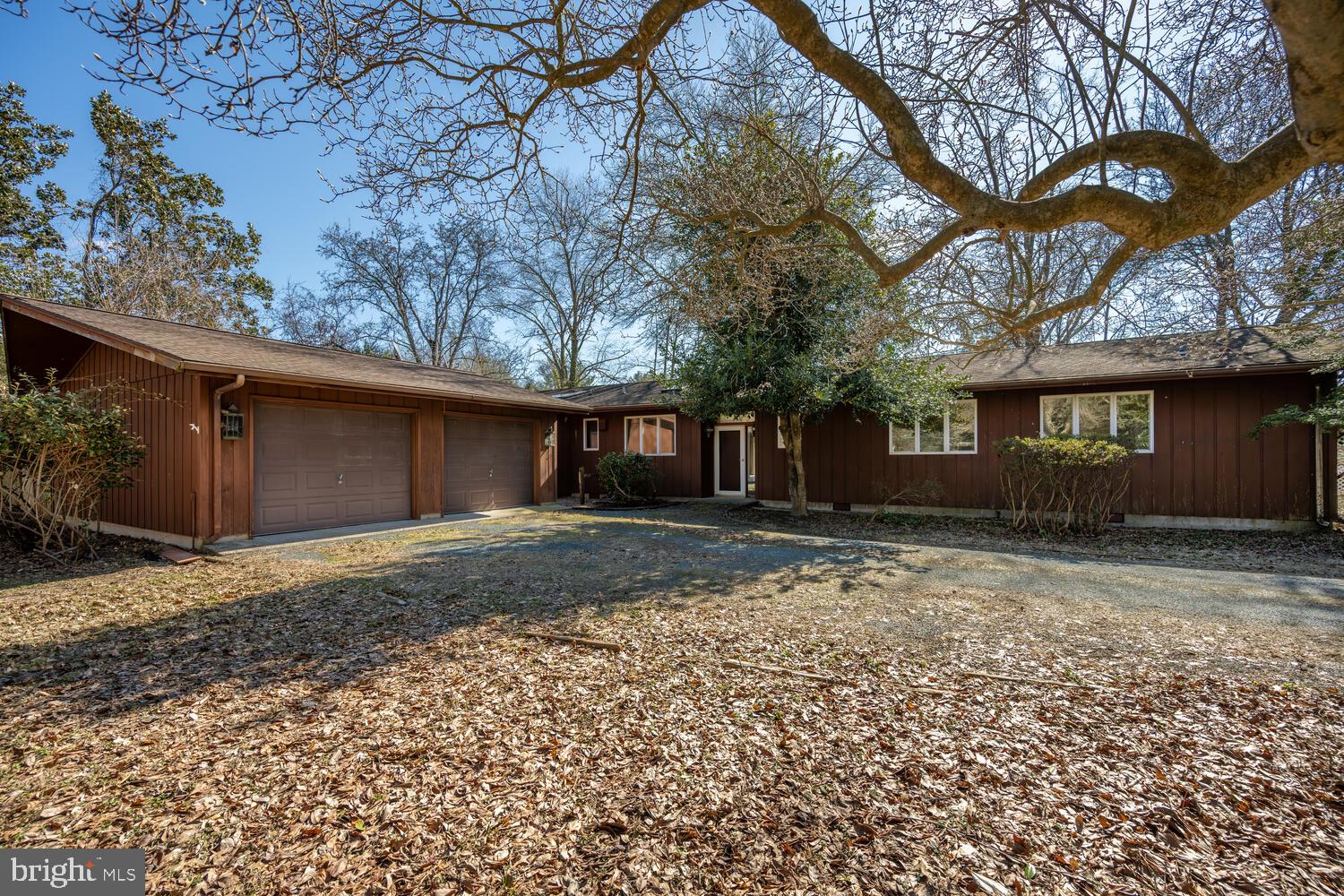 6331 Canterbury Dr