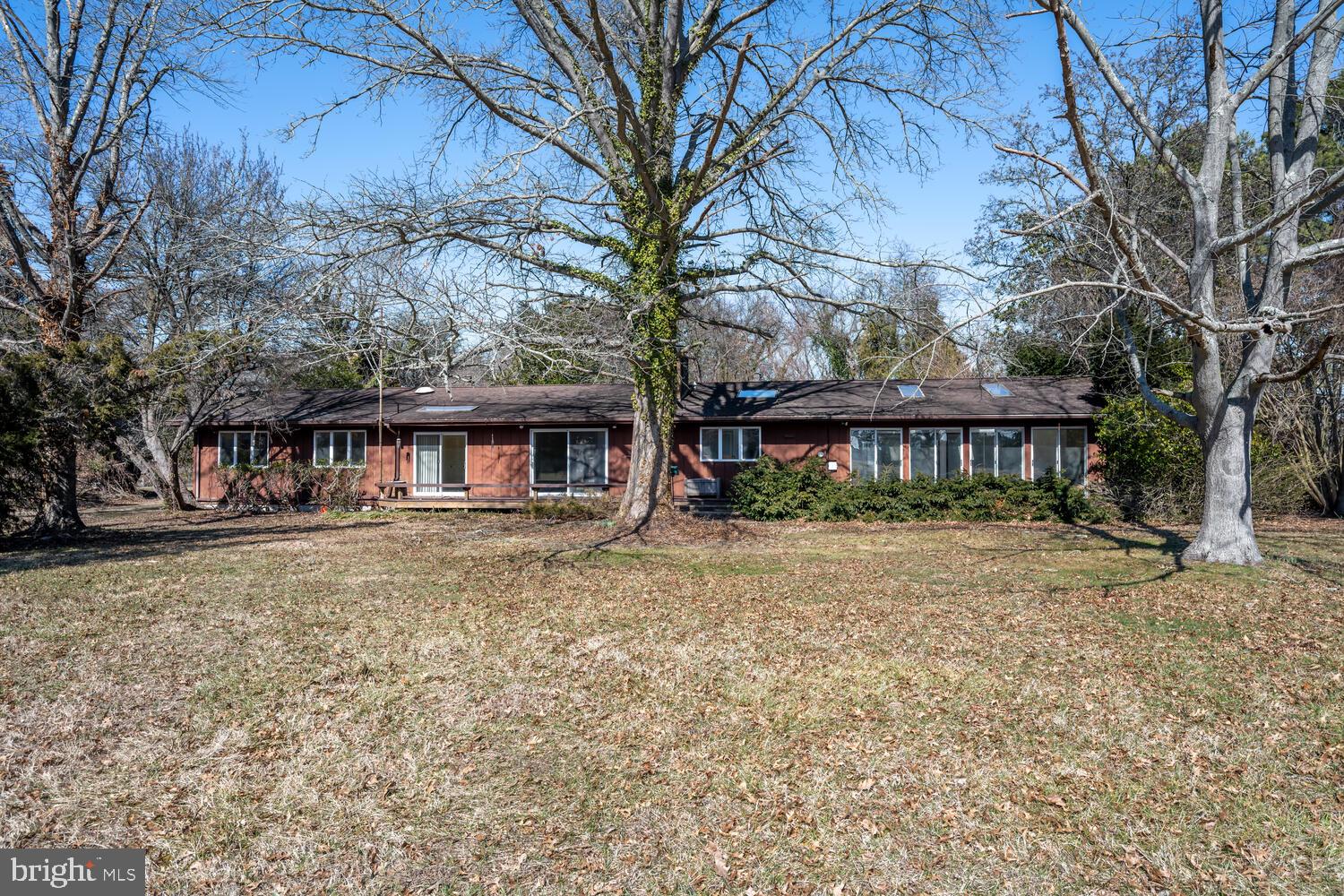 6331 Canterbury Dr