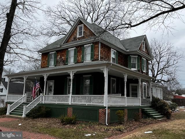 7 Brookletts Ave