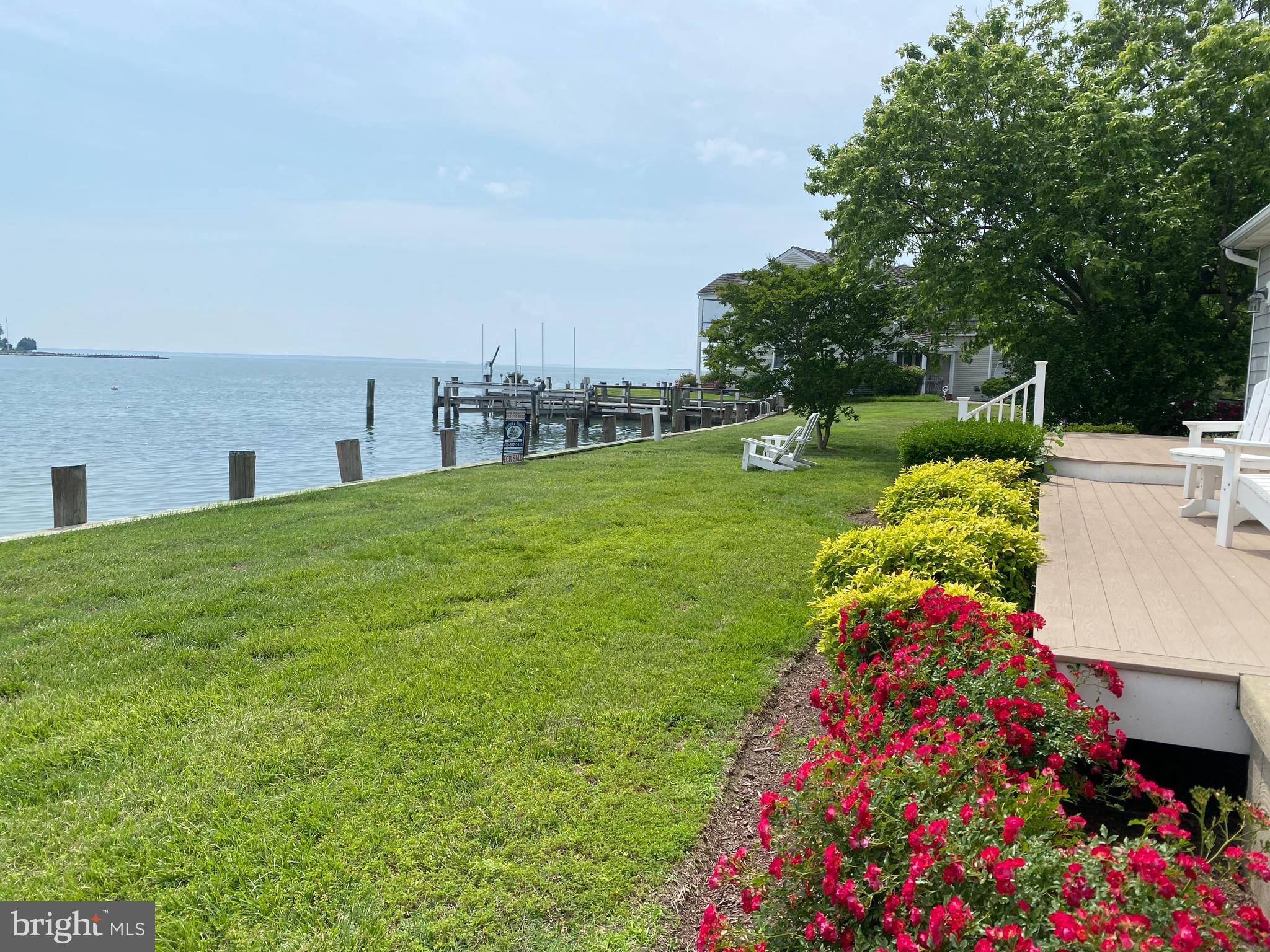 115 W Pier St