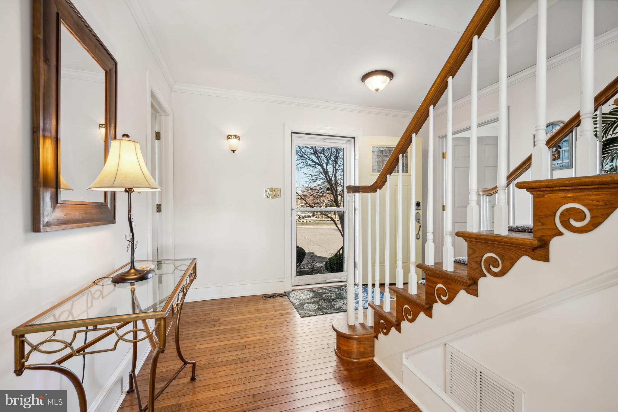 115 W Pier St