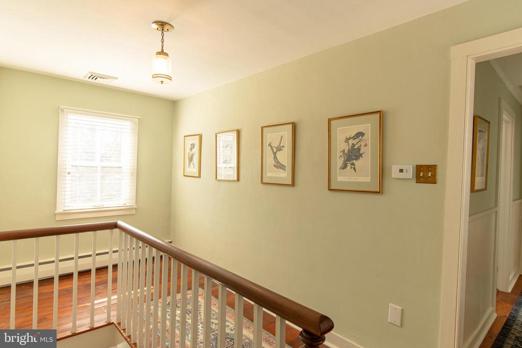 113 W Chestnut