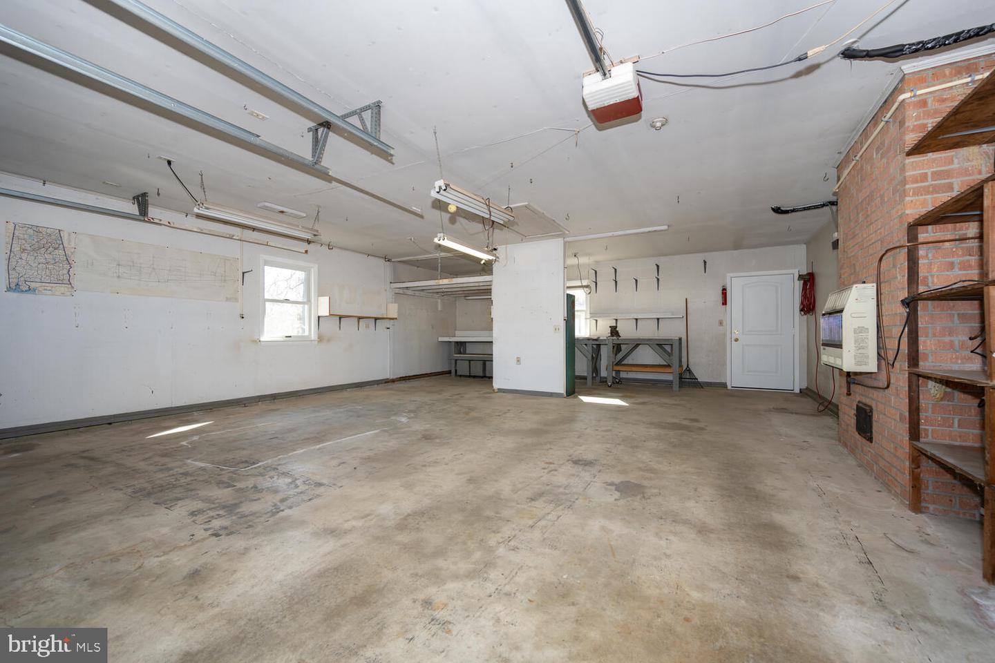 104 Hughlett St