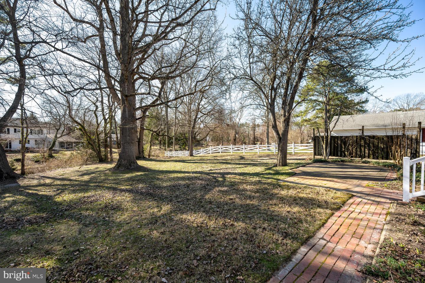 104 Hughlett St