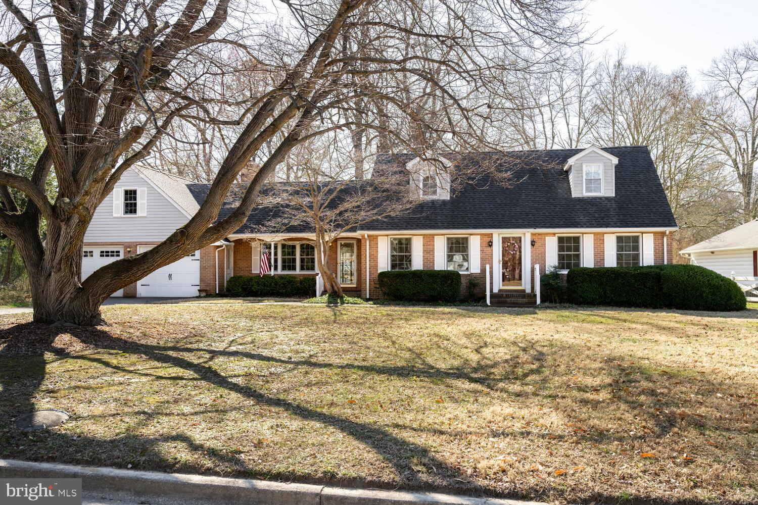 104 Hughlett St