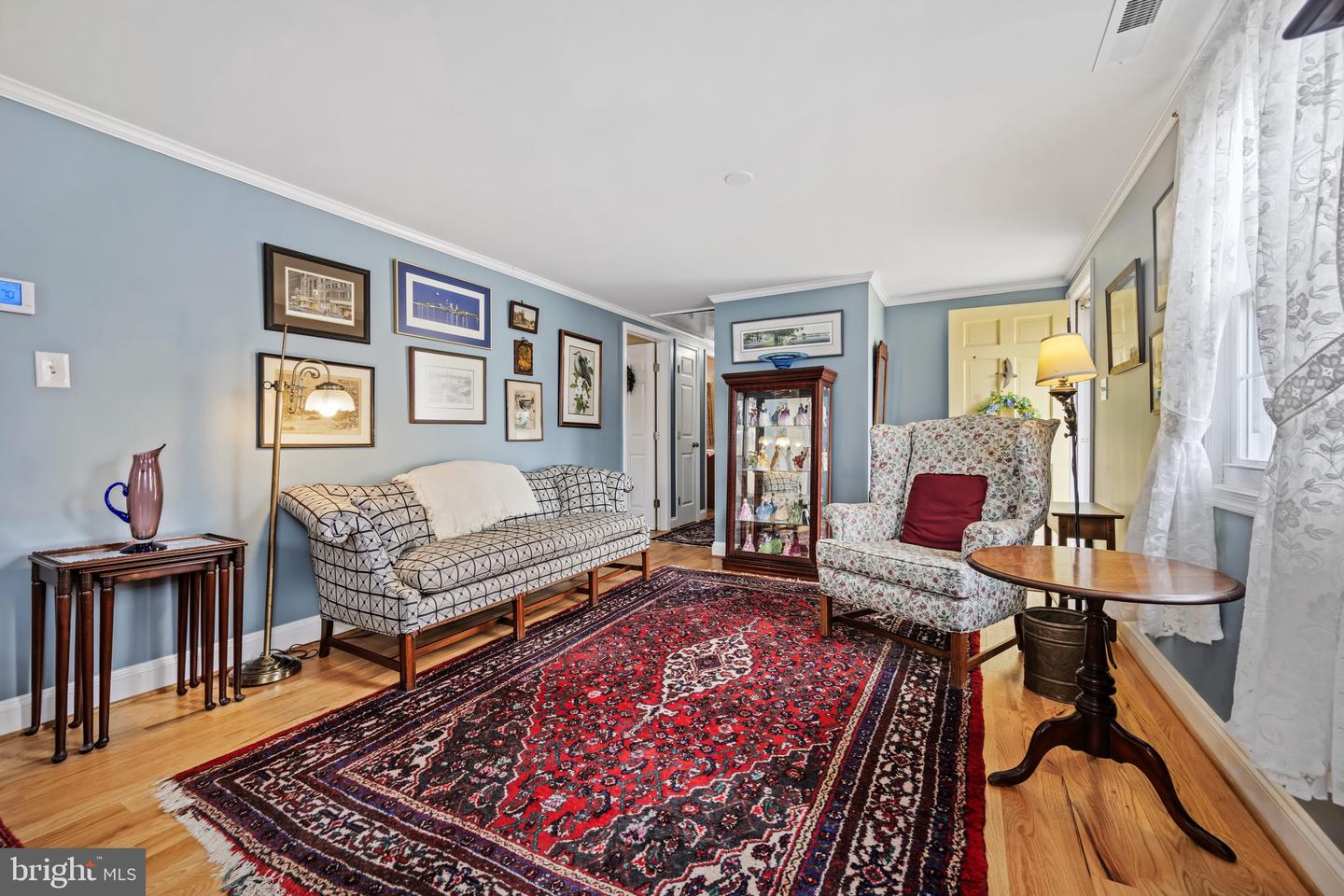 715 Elizabeth St
